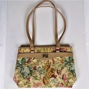 MITZI International Vintage Floral Tapestry Shoulder Bag in Beige and Multicolor